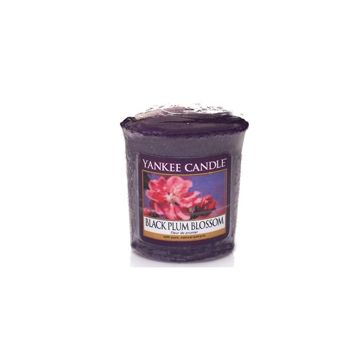 Black Plum Blossom illatú mintagyertya