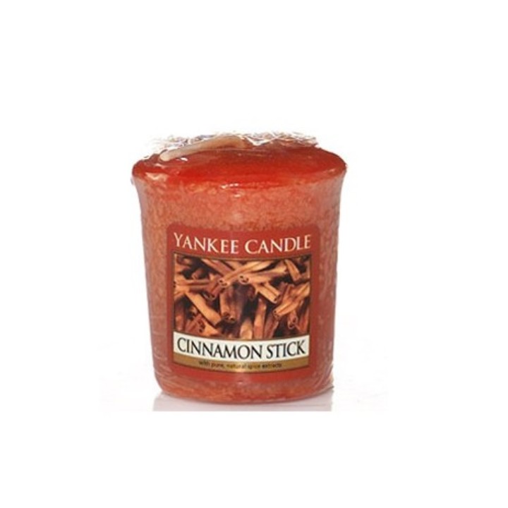 Cinnamon Stick illatú mintagyertya